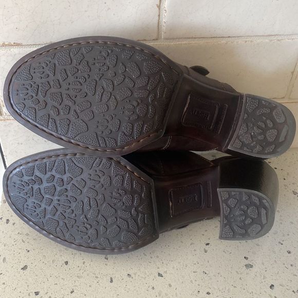 Born Women’s Brown Leather Slip On High  Block Heel Clogs Mules Size 8 - Picture 8 of 12